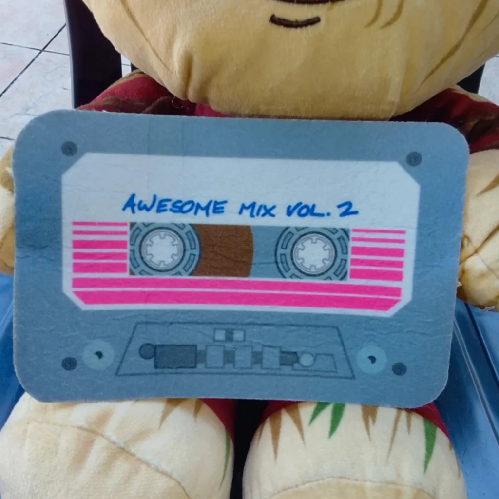 Peluche Groot 55 cm os guardiões da galáxia vol 2 – photo 3